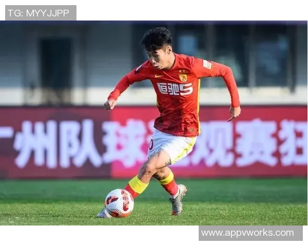 吉林延边迎战广州恒大期待精彩对决球迷热情高涨助力球队争胜 吉林延边迎战广州恒大期待精彩对决球迷热情高涨助力球队争胜