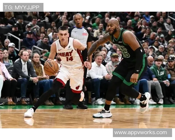 太阳与热火对决分析大小分预测及投注策略探讨