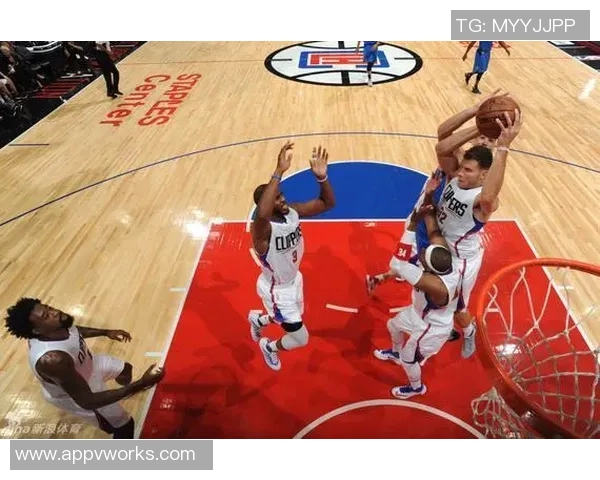 小牛队与快船队的对决谁能胜出精彩分析与赛前预测