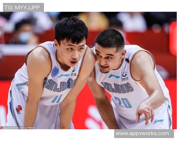 江苏龙与新疆飞虎激战正酣谁能在赛场上笑到最后