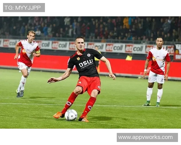 海牙主场迎战威廉二世争夺联赛积分全力以赴的较量