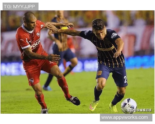 班菲尔德与波士顿的激烈对决揭示了足球战术的深度与魅力