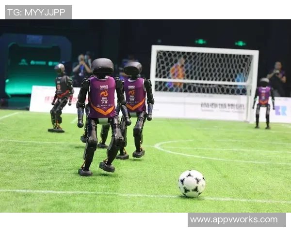 重庆足球队与广州足球队赛后复盘分析精彩配合与战术执行的深度剖析