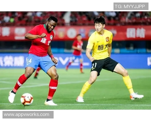 重庆对阵恒大精彩视频直播全程回顾与赛后分析