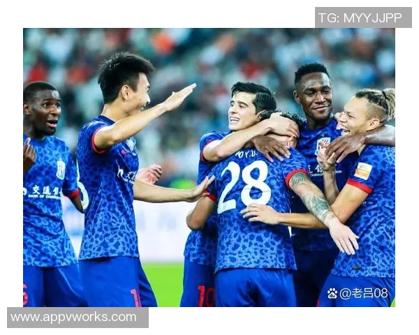 佳兆业与绿地申花的激烈对决展现中超联赛的竞争魅力与球队实力较量