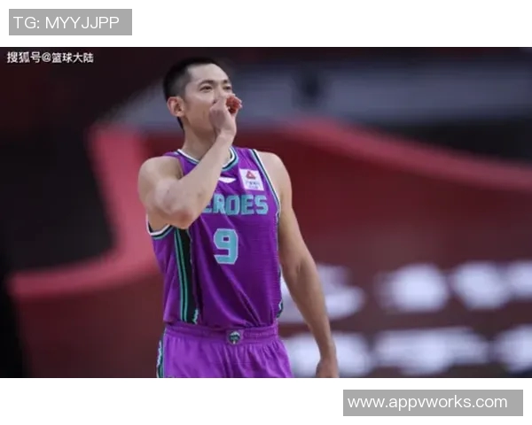 张庆鹏：从篮球场上的拼搏到人生舞台的蜕变与成长之路